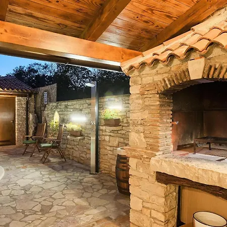Holiday home Milica Pula